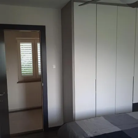 Anton Apartman *